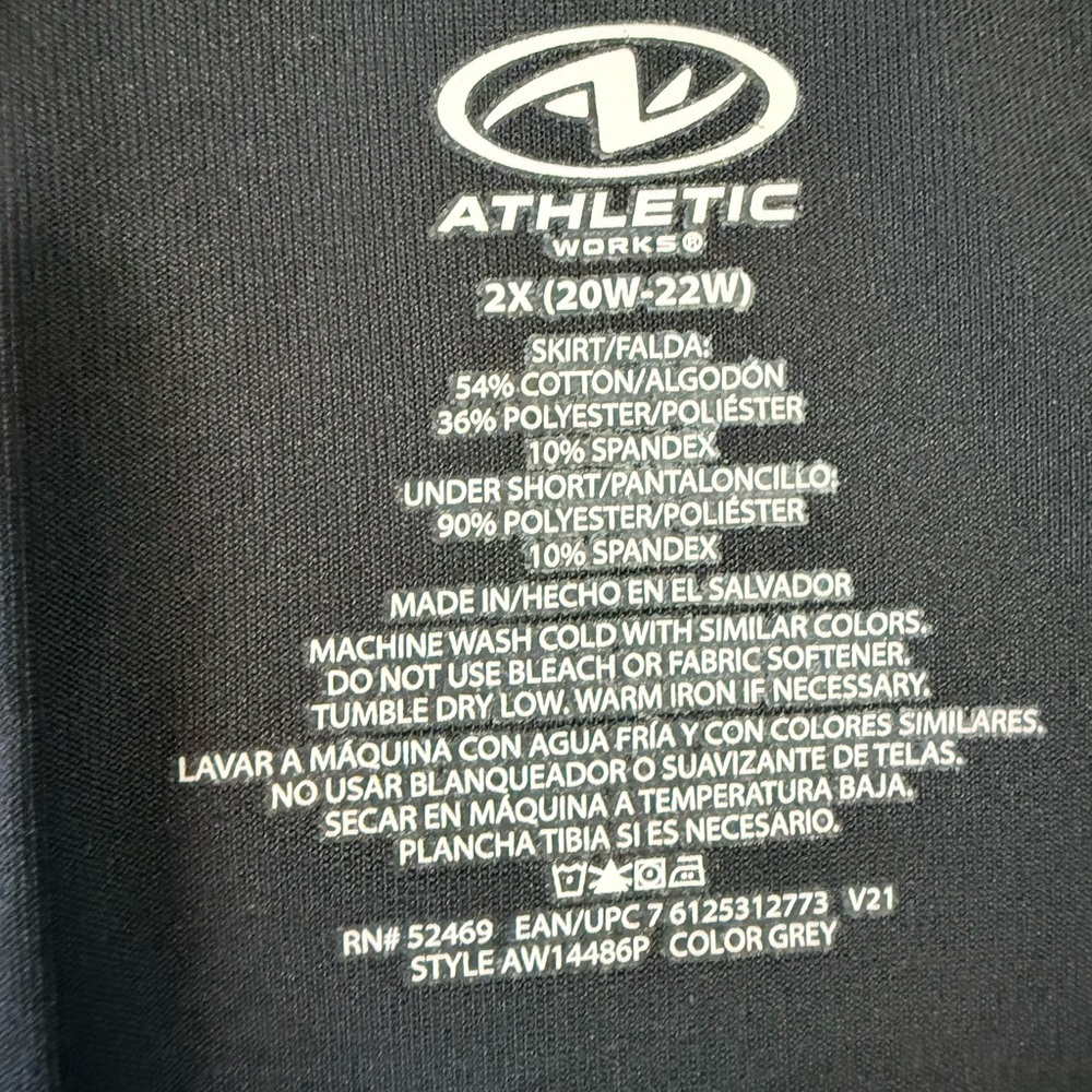 Athletic Works DriWorks Women’s 2x skorts in a bundle of 6 - Picture 4 of 4